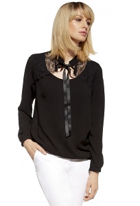Чёрная трикотажная блузка с кружевными вставками Enny 230062