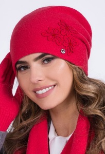 Красная женская шапка Kamea Lilly