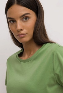 Трикотажная футболка зелёного цвета Emka B2579/leave