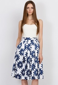Белая юбка с синими цветами Emka Fashion 532-fior