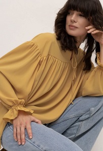 Блузка нежно-жёлтого цвета Emka B2709/mort