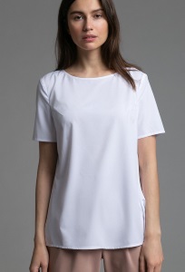 Белая блузка с круглым вырезом горловины Emka B2532/luisa