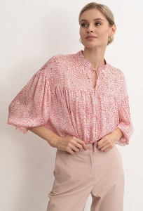 Очаровательная блузка нежного розового цвета Emka B2613/leopink