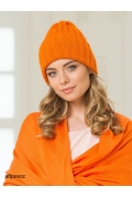Женская шапка абрикосового цвета Landre Берлин
