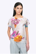 Лёгкая летняя блузка с цветами Emka B2245/ironiya