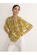 Летняя блузка прямого силуэта Emka B2592/flomus