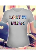 Женская клубная футболка Lost in music