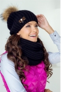 Чёрная женская зимняя шапка с помпоном Landre Селия