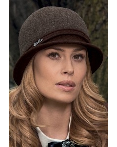 Женская асимметричная шляпка Landre Koli