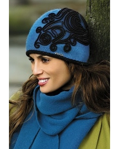 Женская шапочка бирюзового цвета Kamea Sofia