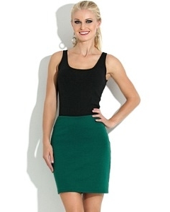 Короткая юбка зеленого цвета Donna Saggia DSU-17-69